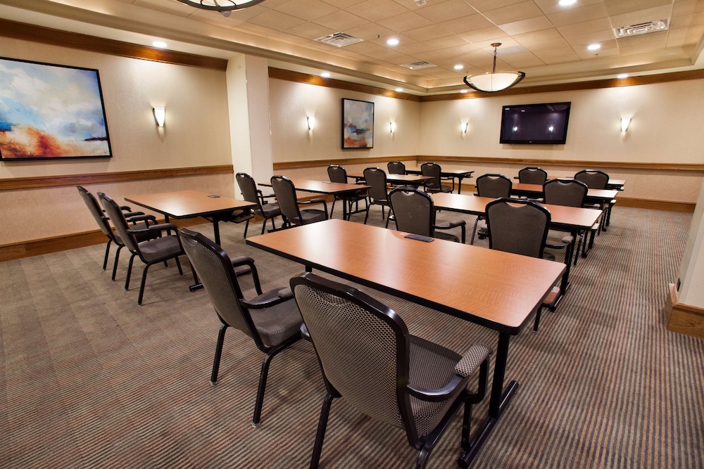 Hilton Chicago Oak Brook Suites - photo 46