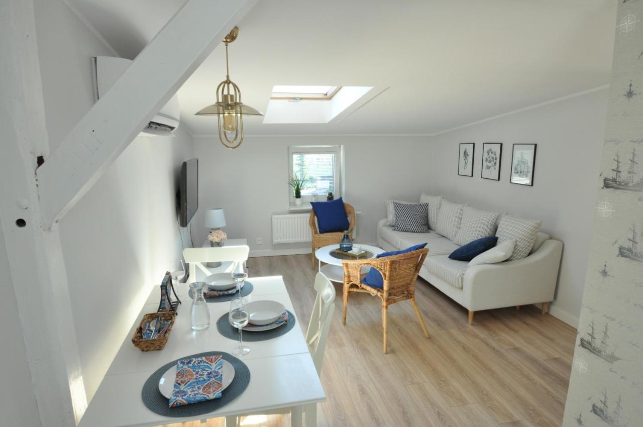Uroczy Apartament W Sopockiej Kamienicy in Sopot, Poland