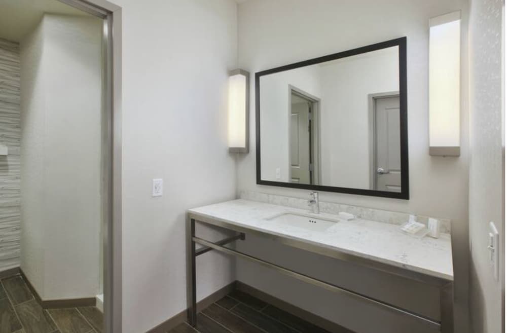 Hilton Garden Inn Chesterton - photo 23