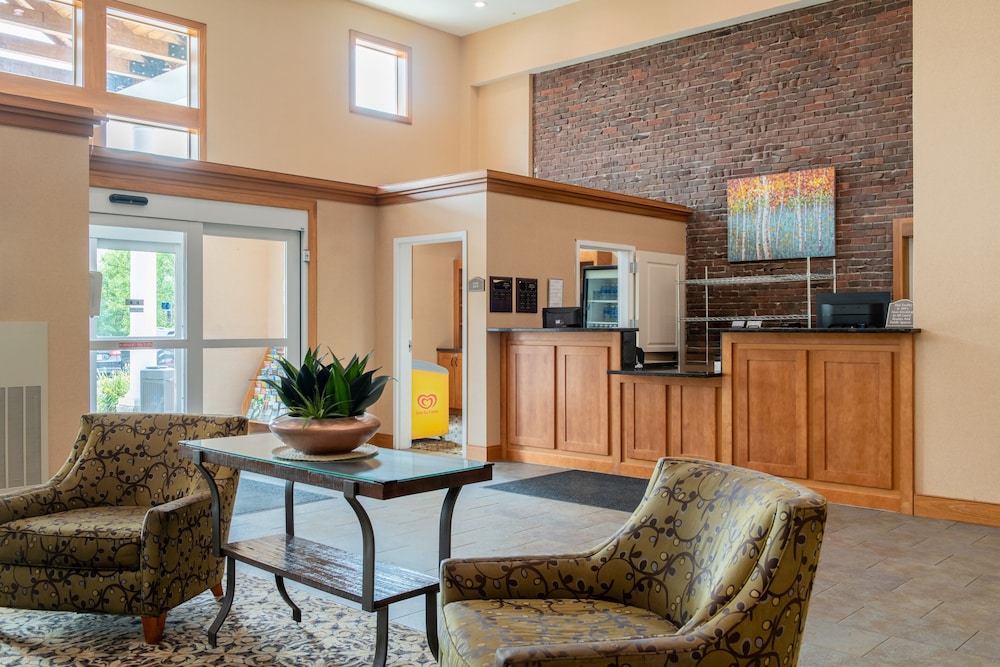 White River Inn and Suites - photo 7