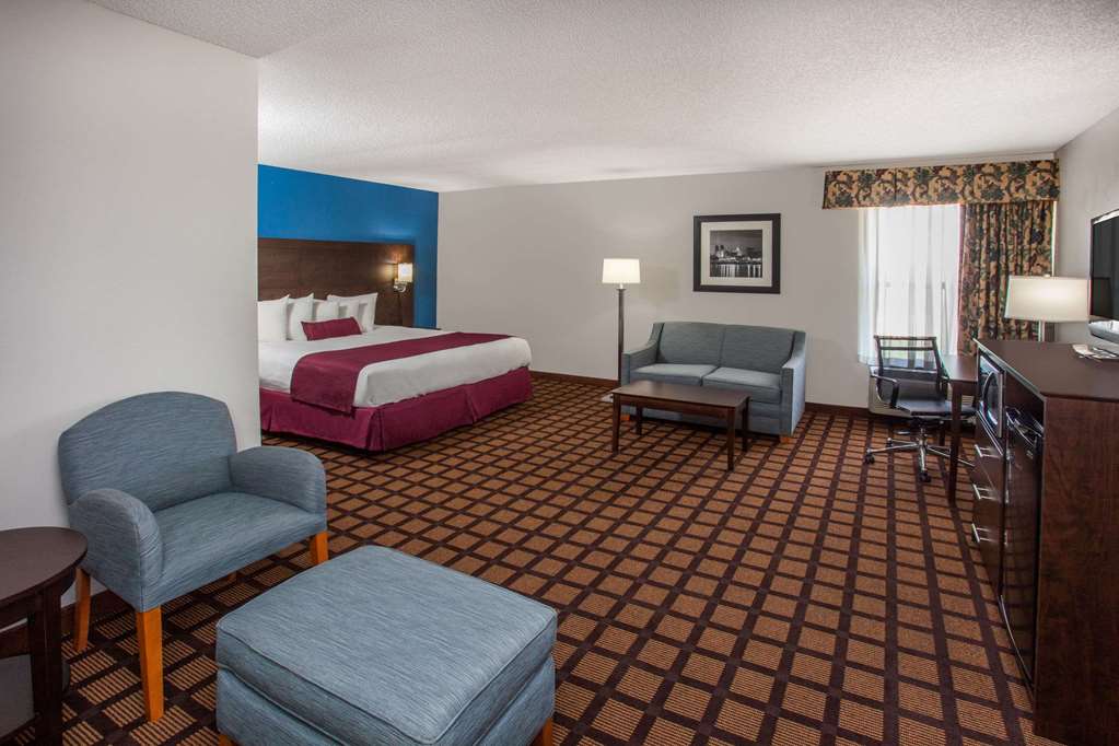 Baymont by Wyndham Morton - photo 15