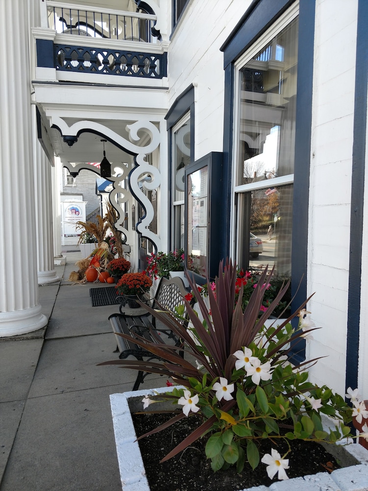 Thayers Inn - photo 41