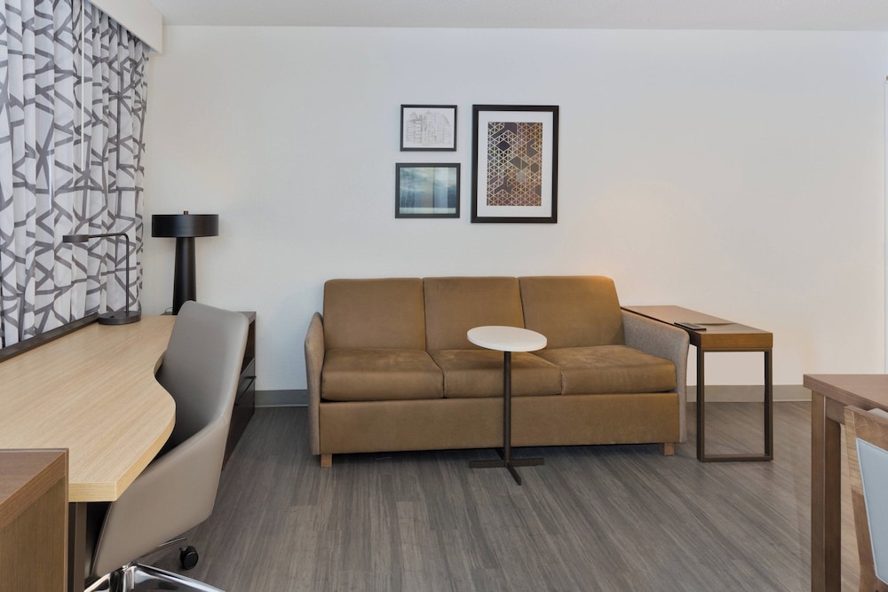 Residence Inn by Marriott Columbus - photo 24