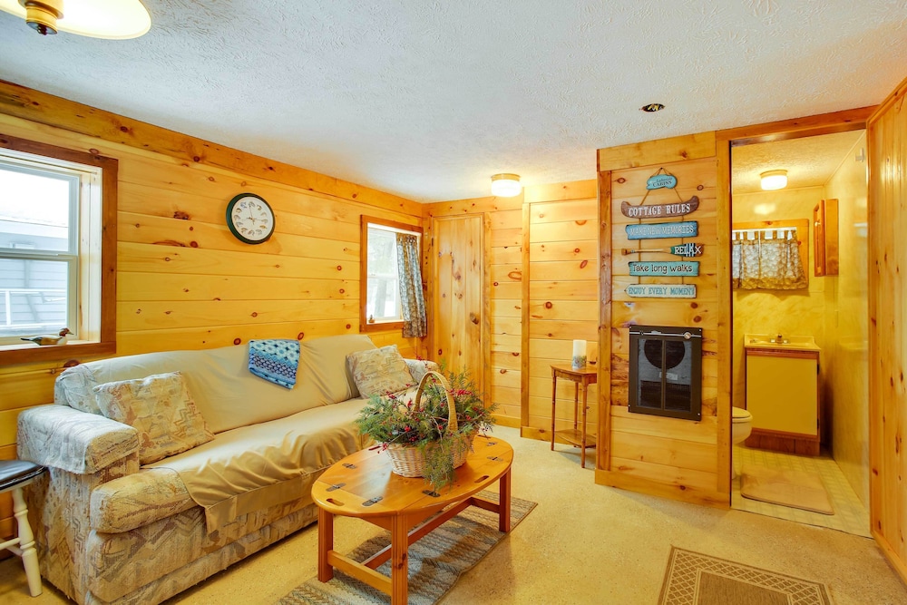 Pine Ridge Resort Cabin on Bass Lake with Dock - photo 5