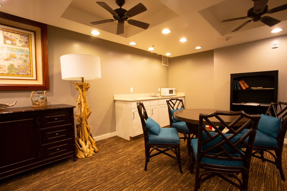 Gaia Luxury Oceanfront Resort Lihue - photo 32