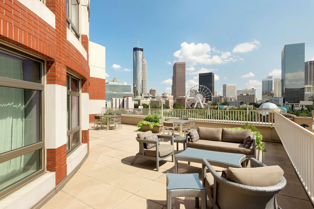 Embassy Suites by Hilton Atlanta at Centennial Olympic Park - photo 20