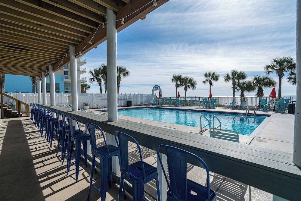The Turtle Nest Resort Condo w Pool - photo 15