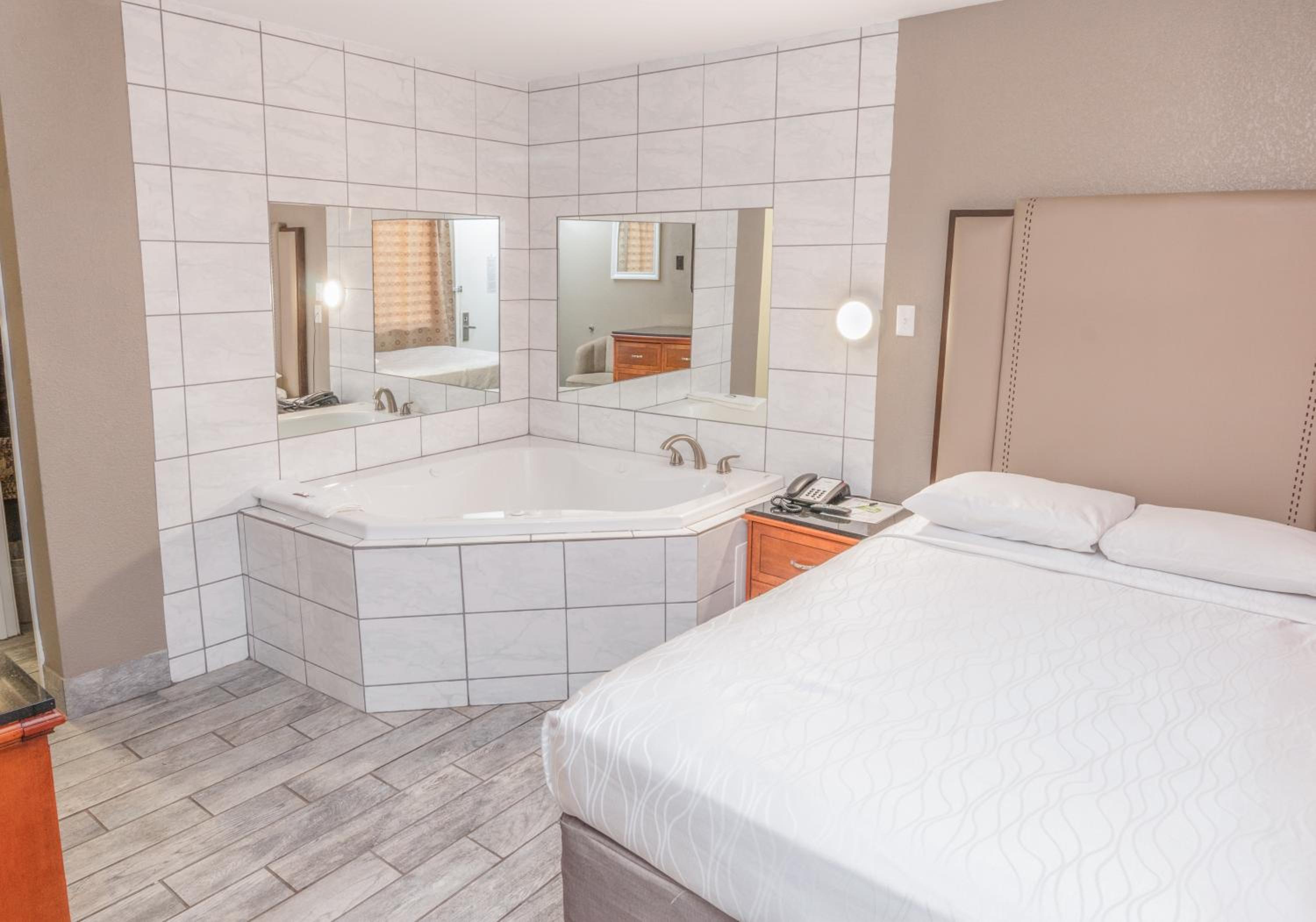 Budgetel Inn & Suites Yuma - photo 5