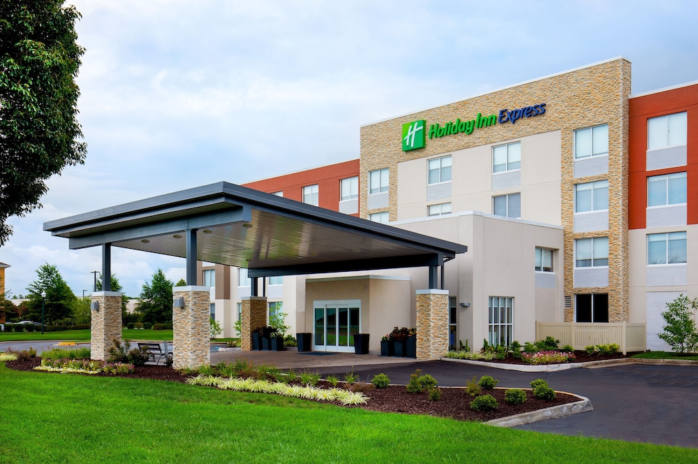Holiday Inn Express Chesapeake Norfolk by IHG — hotel in Chesapeake