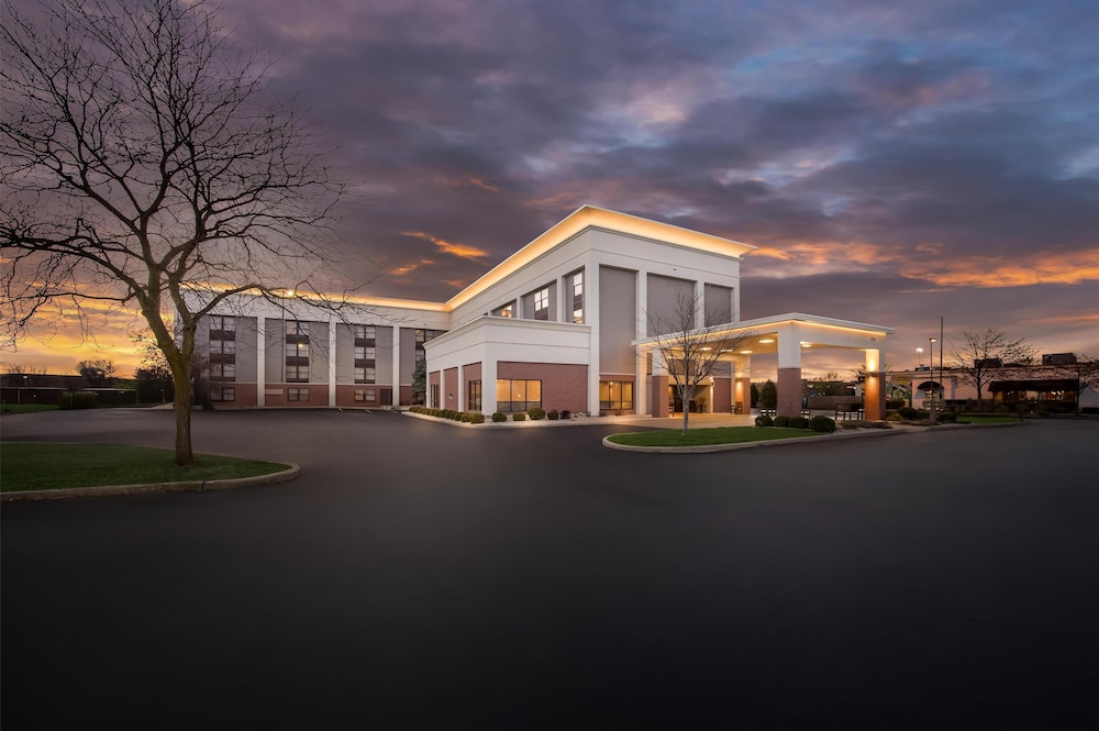 Hampton Inn Toledo South Maumee - photo 30