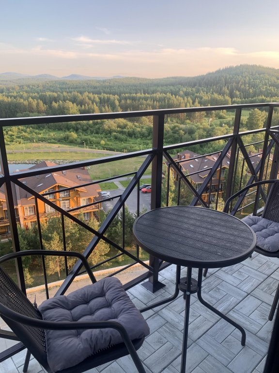 Glk Solnechnaya Dolina S Prekrasnym Vidom Apartments 21040166 — Syrostan