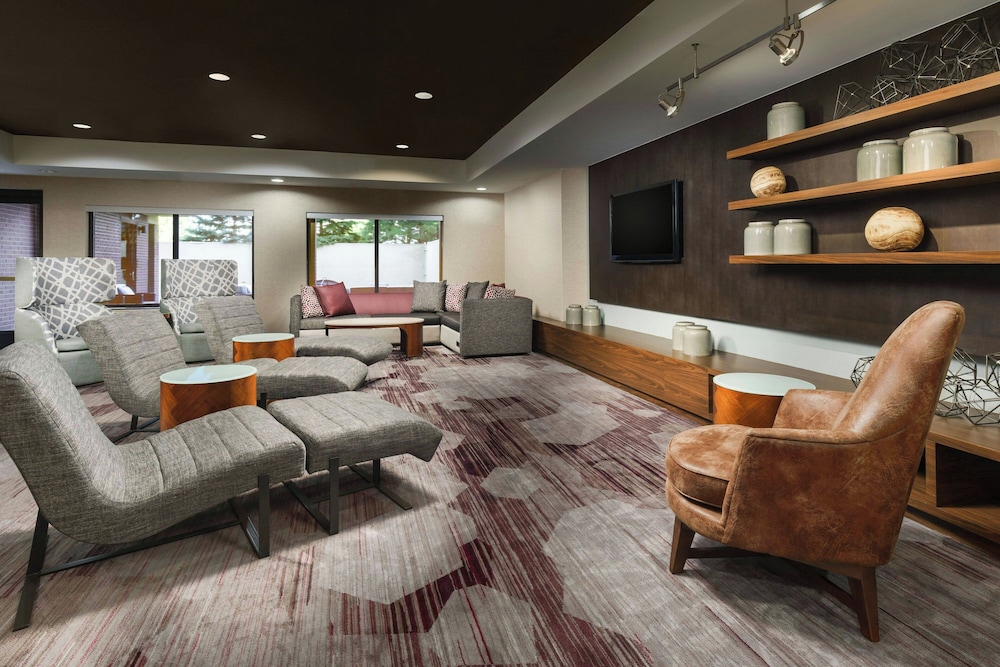 Courtyard by Marriott Chicago Bloomingdale - photo 5