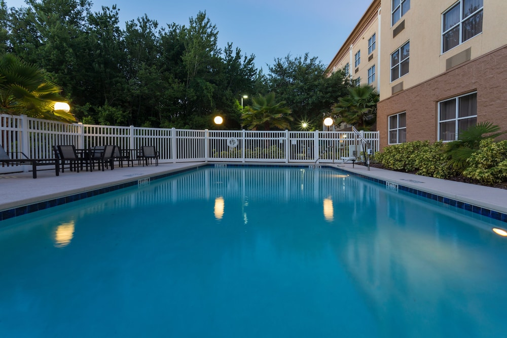 Holiday Inn Express Suites Plant City by IHG - photo 21
