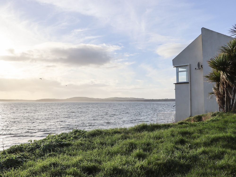 Beach House — 4-Star Luxury Hotel in None, Republic of Ireland