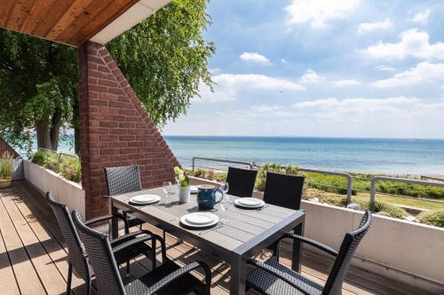 Dream BIg Strandsuite — 4-Star Luxury Hotel in Neustadt In Holstein, Germany