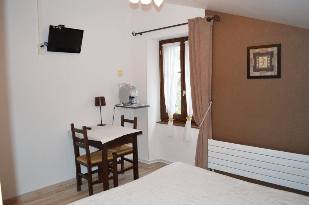 Auberge Les Glycines — Cancon — photo 3