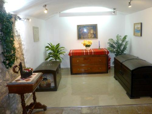 Apartments Giron