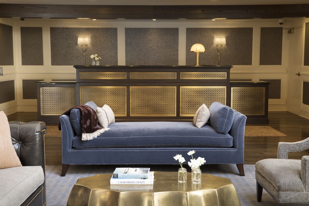 The Stanford Park Hotel - photo 6