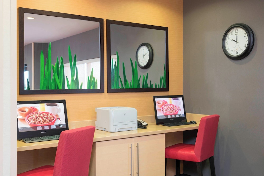 TownePlace Suites by Marriott Kalamazoo - photo 16