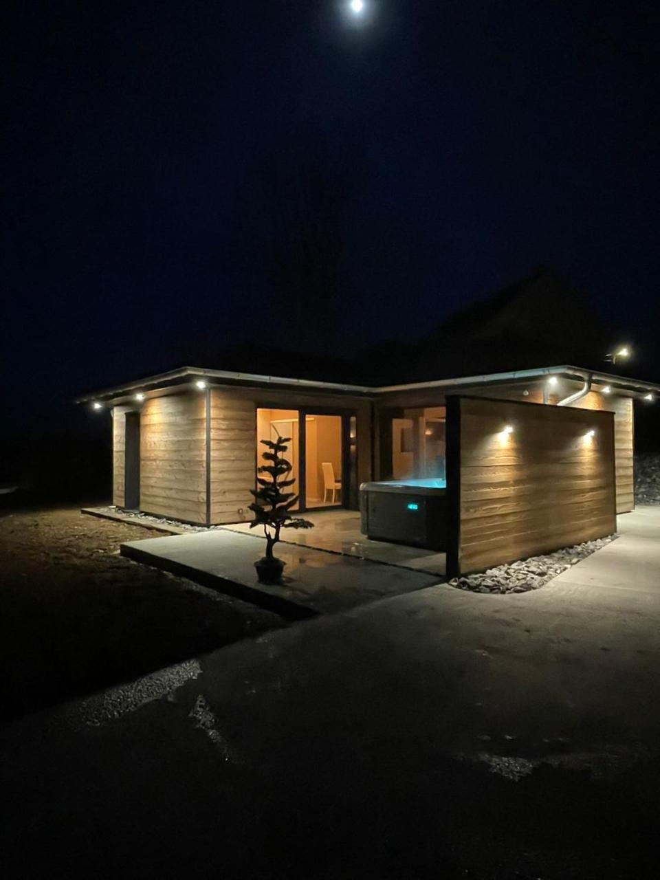 Nuit Divine - last minute hotel in Unknown City