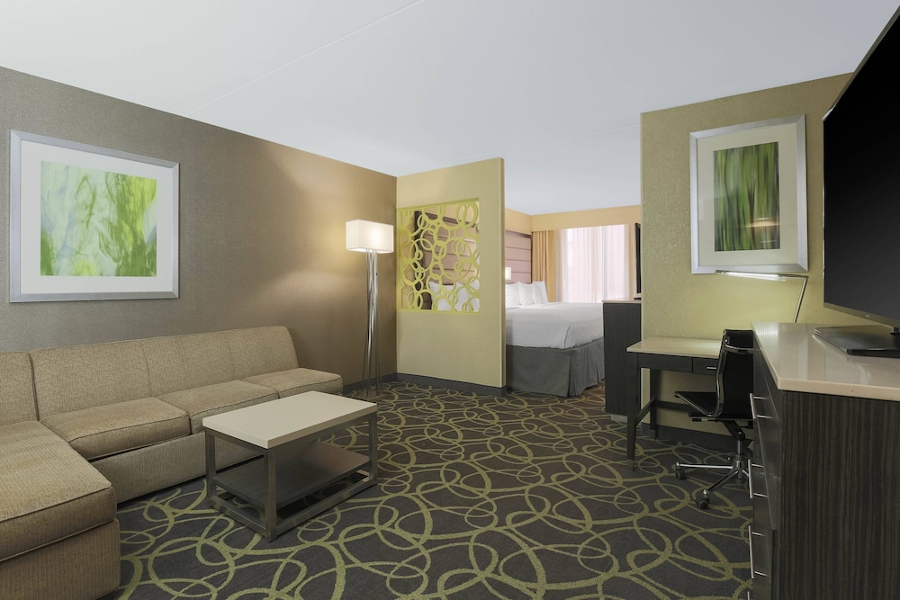 Springhill Suites Marriott Quail Springs - photo 7