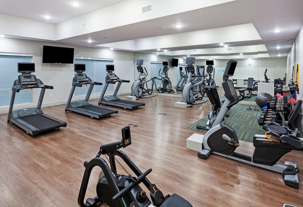 Holiday Inn Express & Suites Brenham South by IHG - photo 20