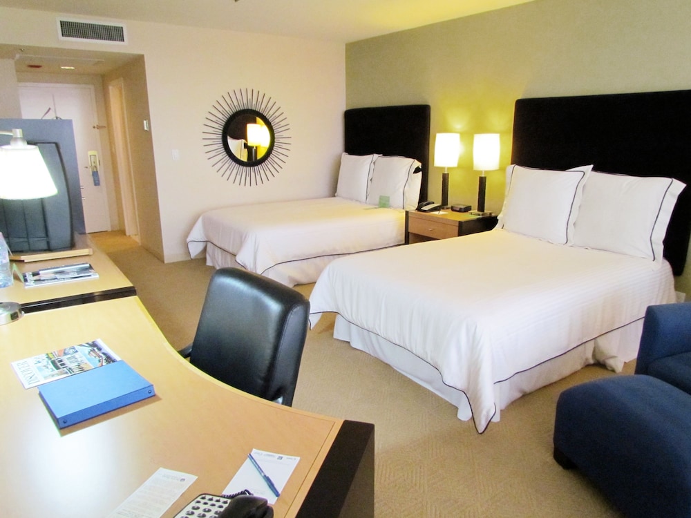 Pacific Palms Resort - photo 5