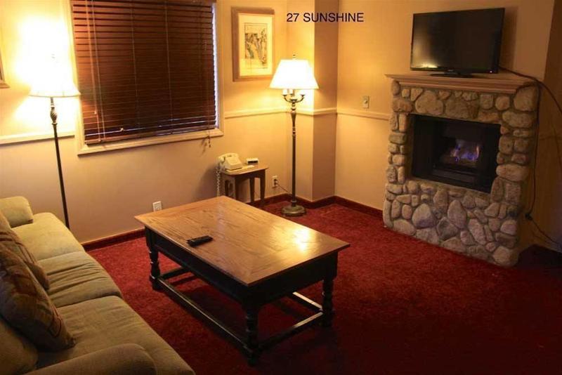Saddleback Inn at Lake Arrowhead - photo 24