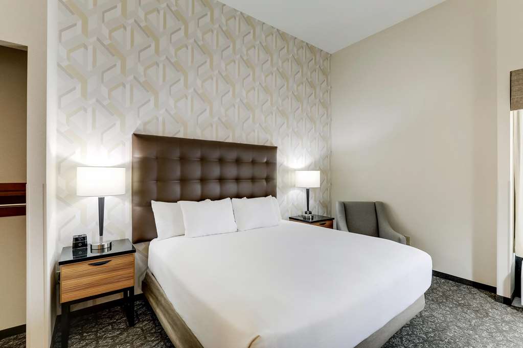 Drury Inn & Suites Birmingham Lakeshore Drive - photo 22