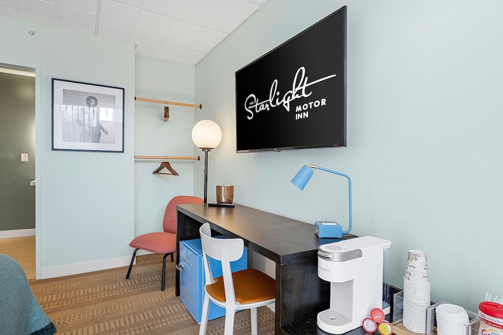 Starlight Motor Inn - photo 21