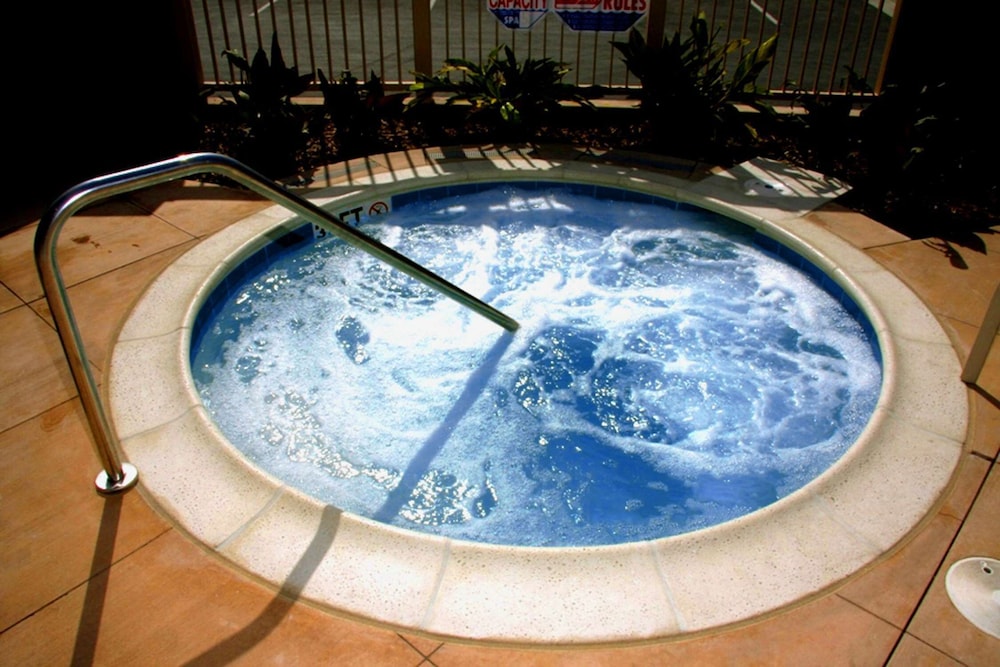 Hampton Inn & Suites Seal Beach - photo 22