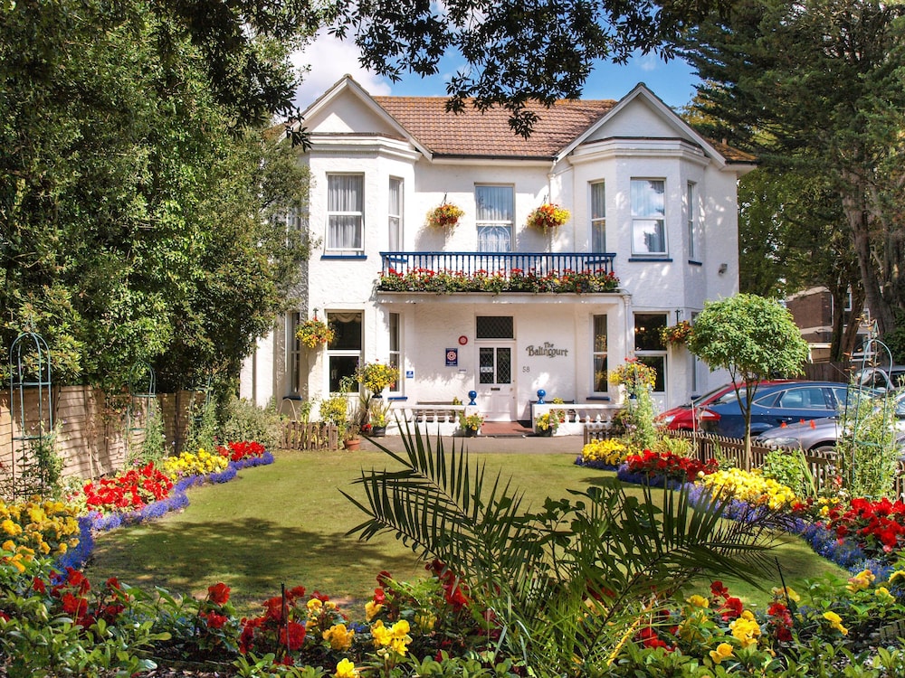 Balincourt Guest House — 5-Star Luxury Hotel in Bournemouth, United Kingdom