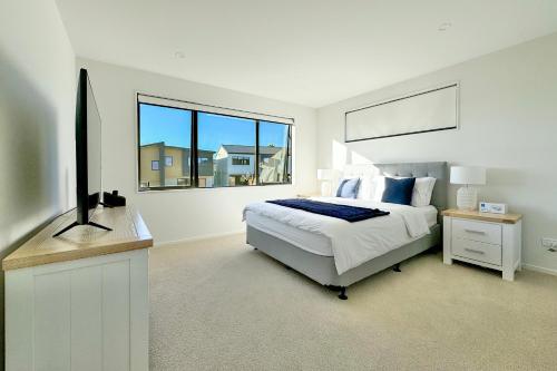 Stunning Three bedroom Unit in Forrest Hill — 4-Star Luxury Hotel in Auckland, New Zealand