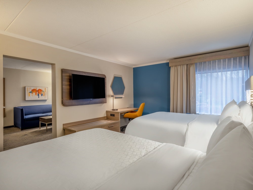 Holiday Inn Express Greensboro I 40 at Wendover an Ihg Hotel - photo 21