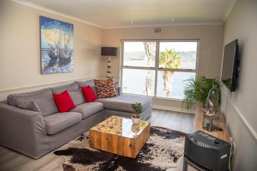 Laguna Grove 14 — 4-Star Luxury Hotel in Knysna, South Africa