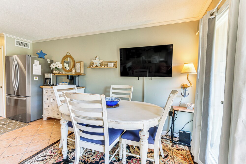 Walk to Beach: Resort Perks at Hilton Head Condo - photo 6