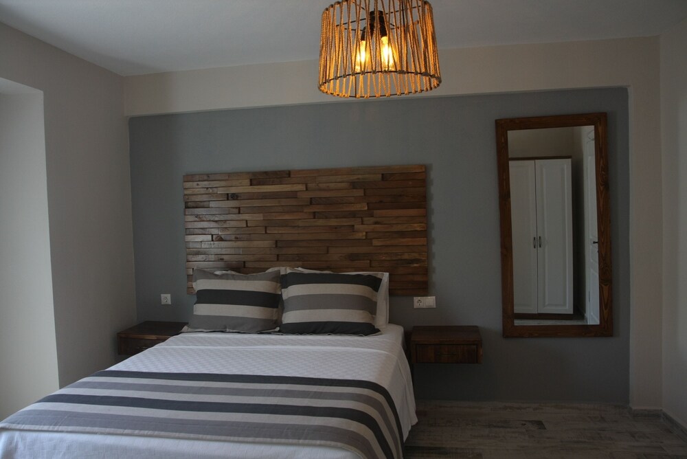 Tenedion Hotel — Bozcaada — photo 5