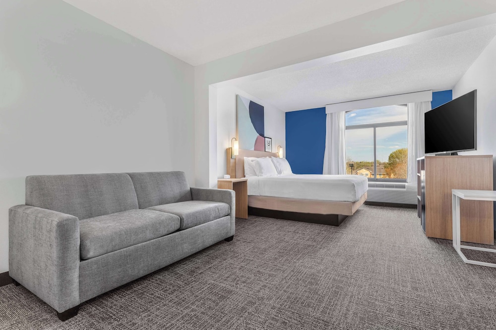 Spark by Hilton Charlotte Tyvola I 77 - photo 21
