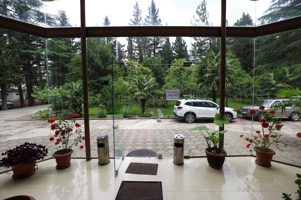 Park Hotel Imeri Kutaisi - carbon neutral hotel in Kutaisi