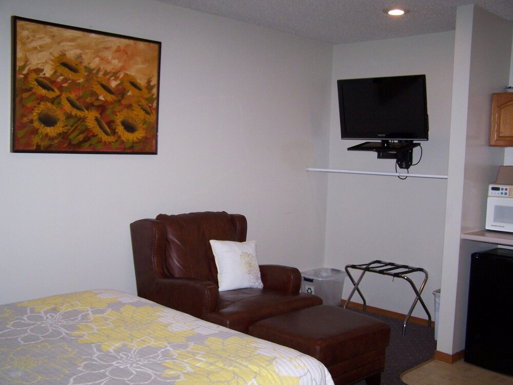 Pointe West Resort Motel - photo 17