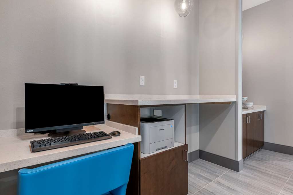 Comfort Suites Gainesville near University - photo 35