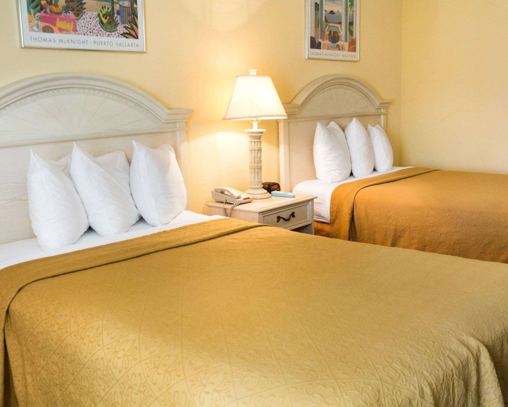 Spark by Hilton Virginia Beach Oceanfront - photo 14