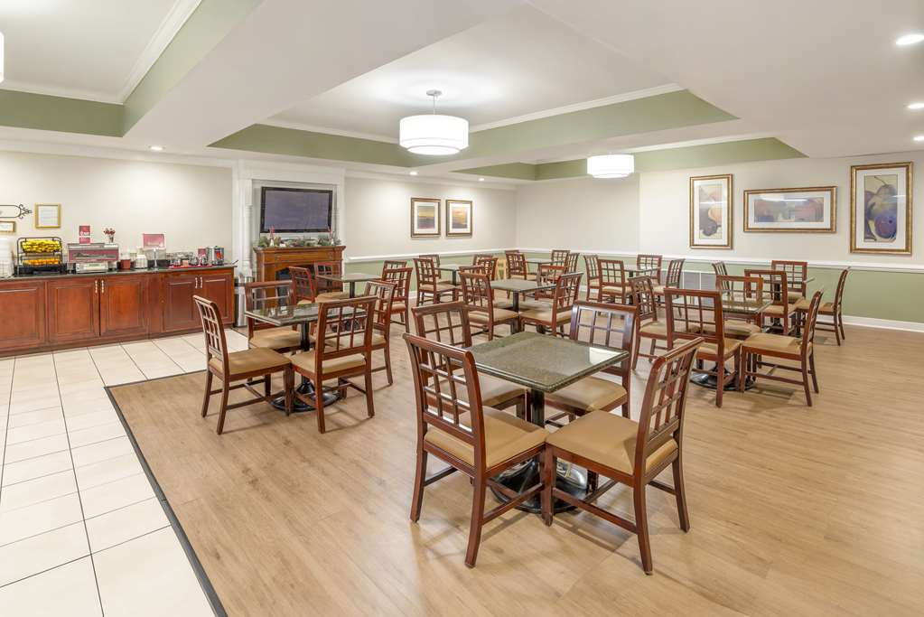 Best Western Plus Governor's Inn - photo 7