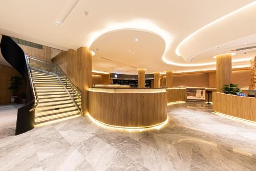 New Beacon International Hotel Wuhan — 4-Star Luxury Hotel in Wuhan, People's Republic of China