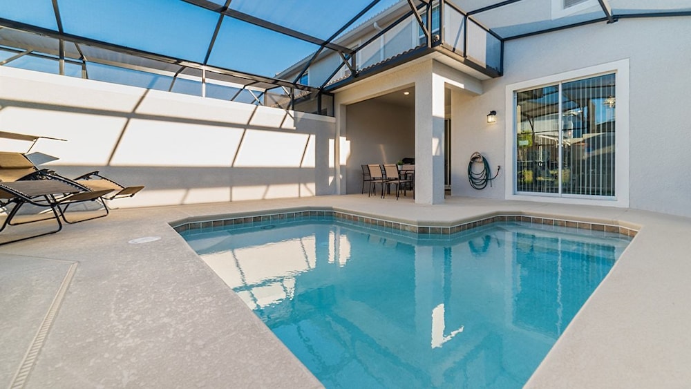 Grhdog9055 Champions Gate Resort 4 Bed 3 Baths Townhouse - photo 13
