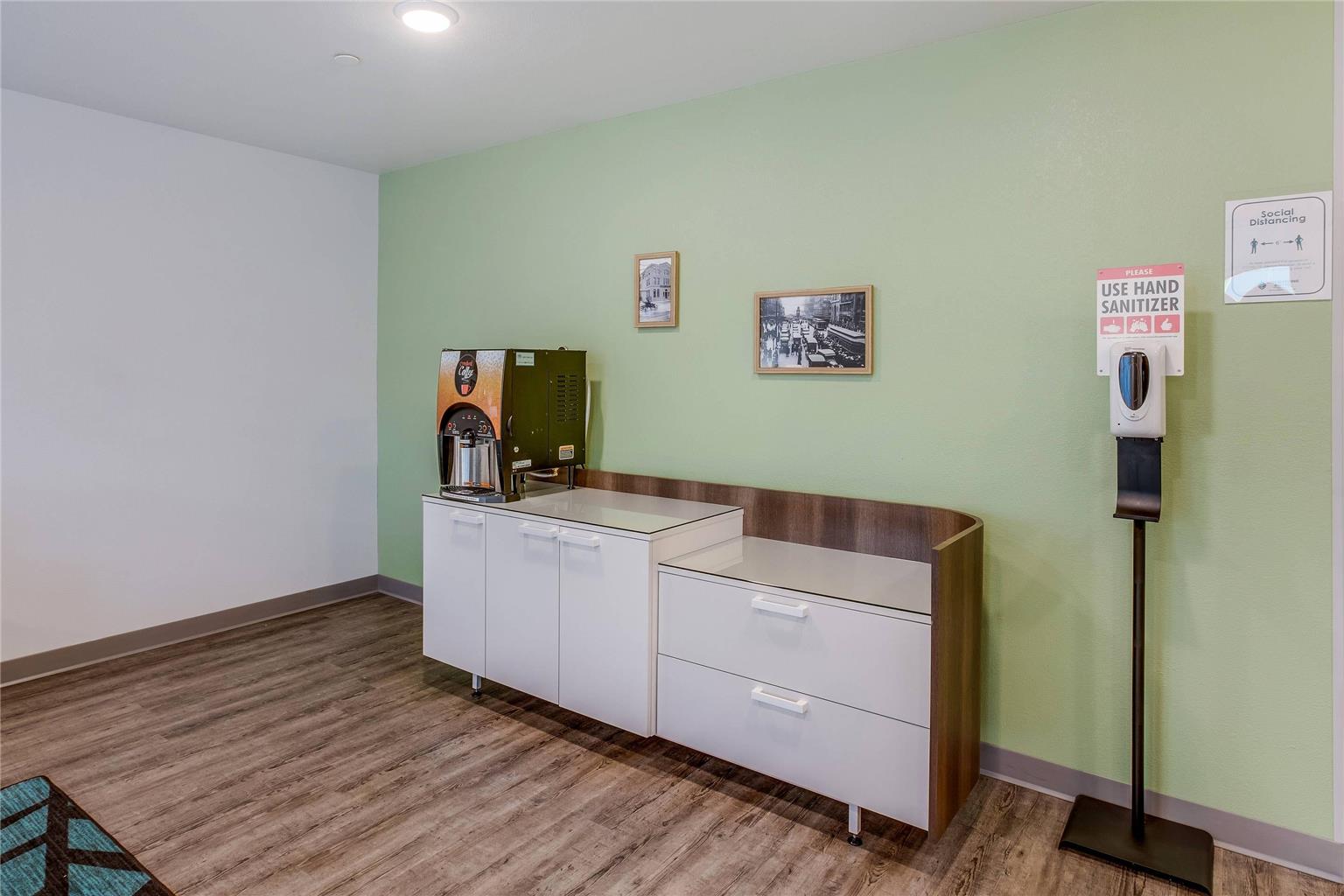 WoodSpring Suites Novi Farmington - photo 6