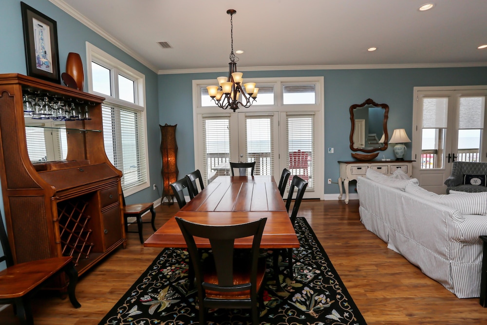 A Turtle View by Pristine Properties Vacation Rentals — 4-Star Luxury Hotel in Port Saint Joe, United States