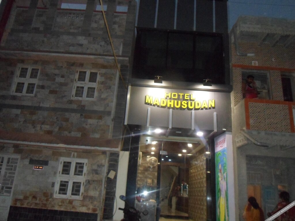 Hotel Madhusudan in Dwarka, India