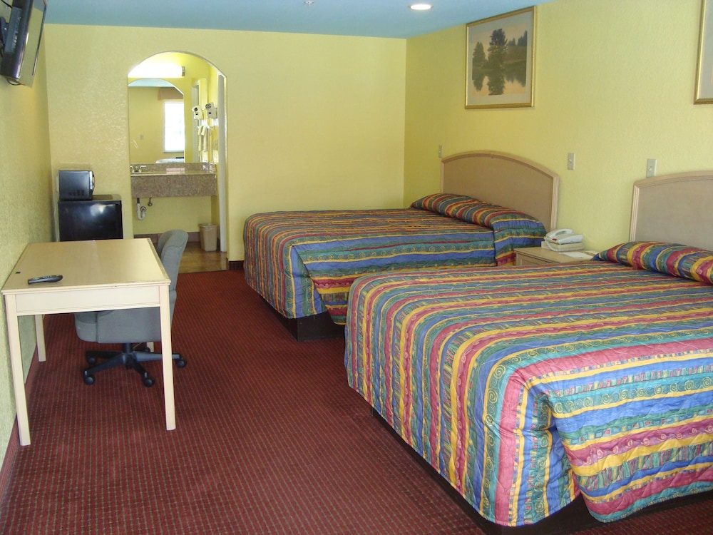 Winnquest Inn Near Ft. Sam Houston - photo 11