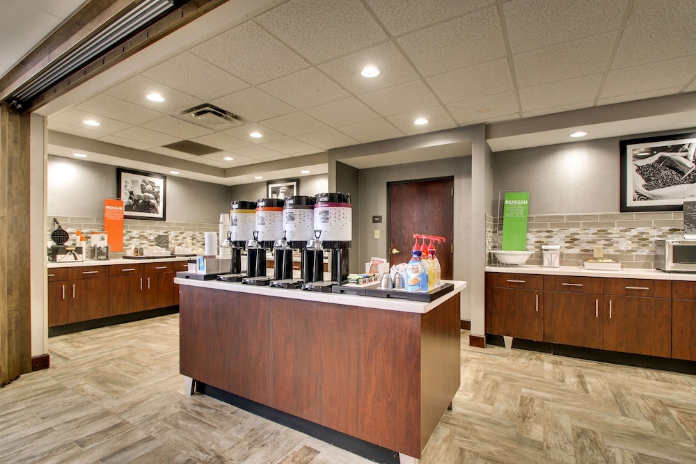 Hampton Inn Yemassee Point South - photo 40